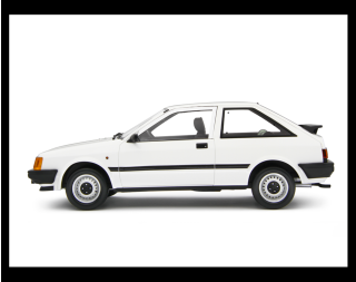 Alfa Romeo Arna 1.3 TI 1984 Blanc capodimonte Laudoracing 1:18 Resinemodell (Türen, Motorhaube... nicht zu öffnen!)